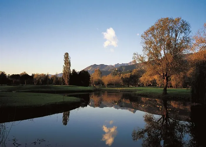 韦西利亚高尔夫度假酒店 4* 马尔米堡