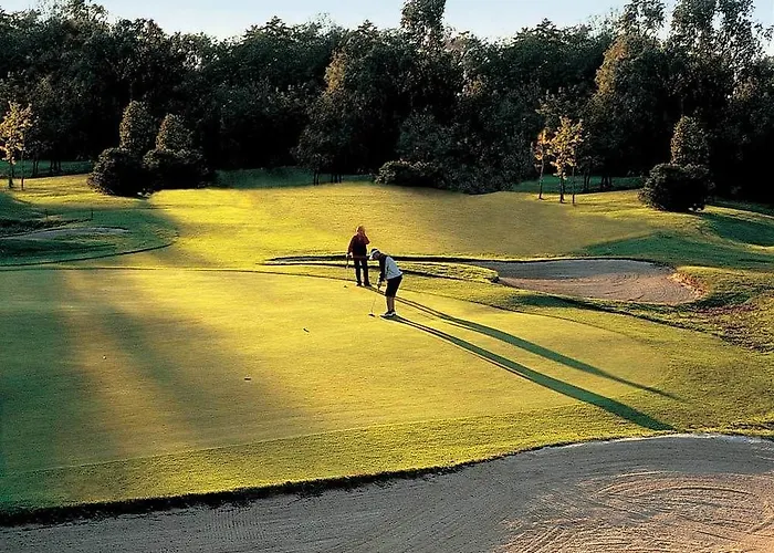 韦西利亚高尔夫度假酒店 度假村 马尔米堡