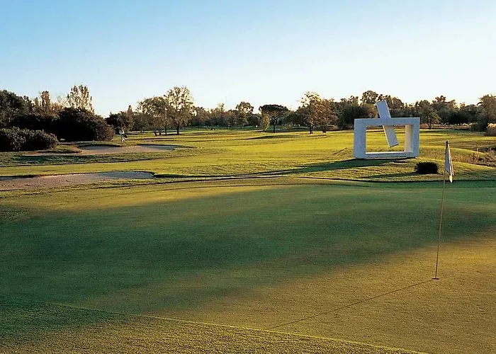 韦西利亚高尔夫度假酒店 4*